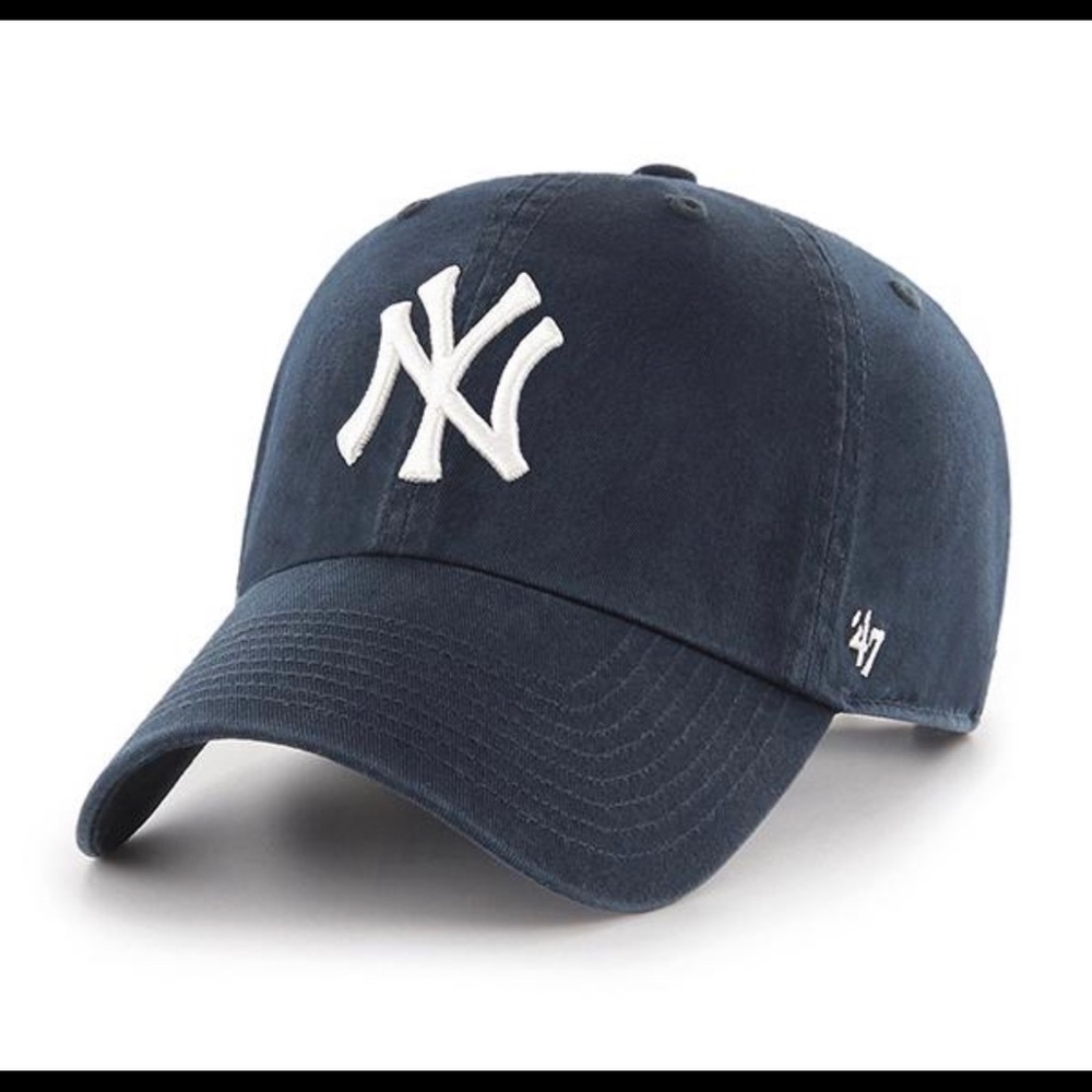 Yankees Clean Up Navy Hat